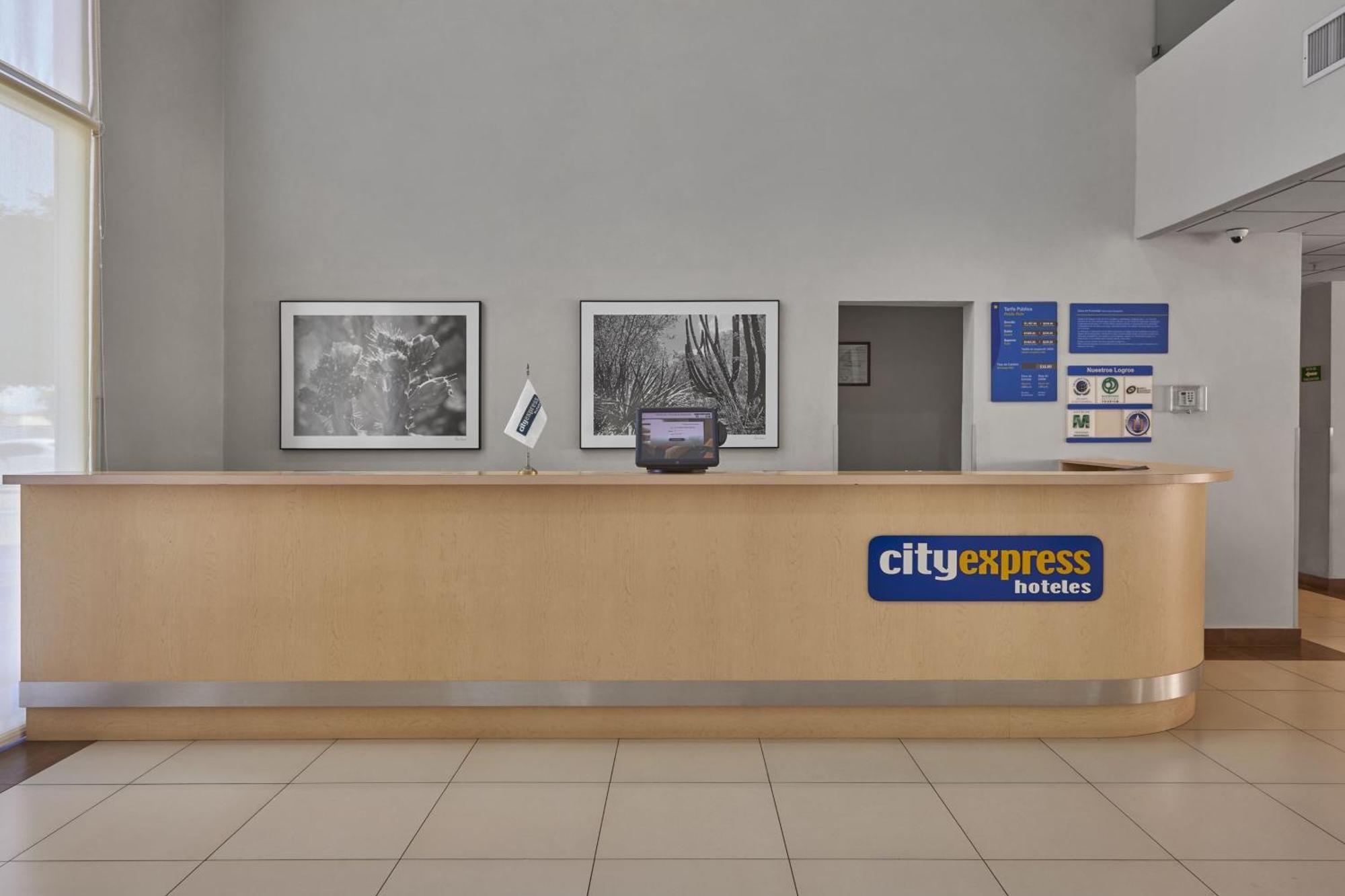 City Express By Marriott Ciudad Obregon Luaran gambar