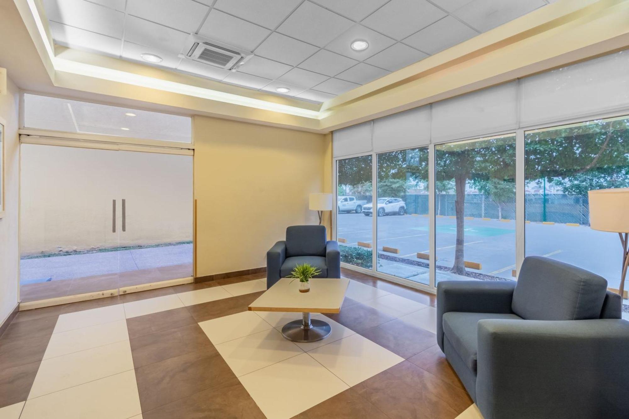 City Express By Marriott Ciudad Obregon Luaran gambar